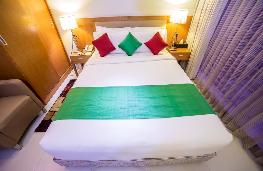 Nascent Gardenia Luxury Suites Дакка Номер фото