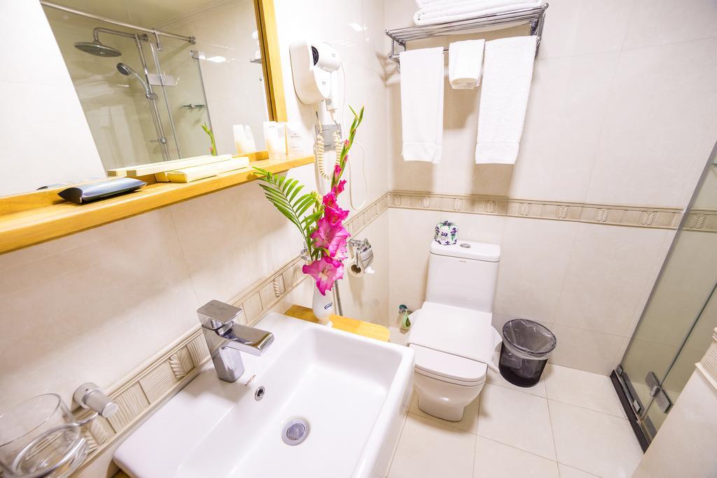 Nascent Gardenia Luxury Suites Дакка Екстер'єр фото